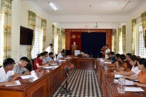 Đoàn công tác của Cục Thống kê tỉnh Điện Biên làm việc với UBND xã Mường Đun, huyện Tủa Chùa